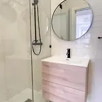 Appartamento Central Modern Apt Private Patio Ac Lisbona